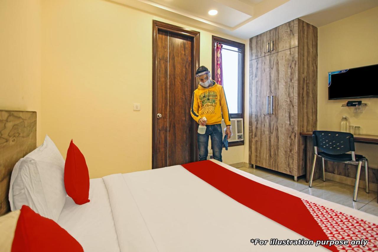 Oyo Flagship Hotel Rudraksh Inn Ιντόρ Εξωτερικό φωτογραφία